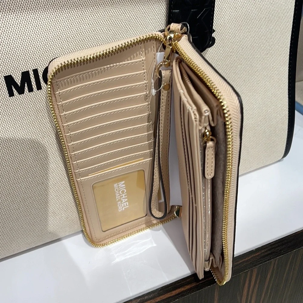 Michael Kors Jet Set Travel Large Travl CONTINENTAL Wristlet - wallet phone hldr